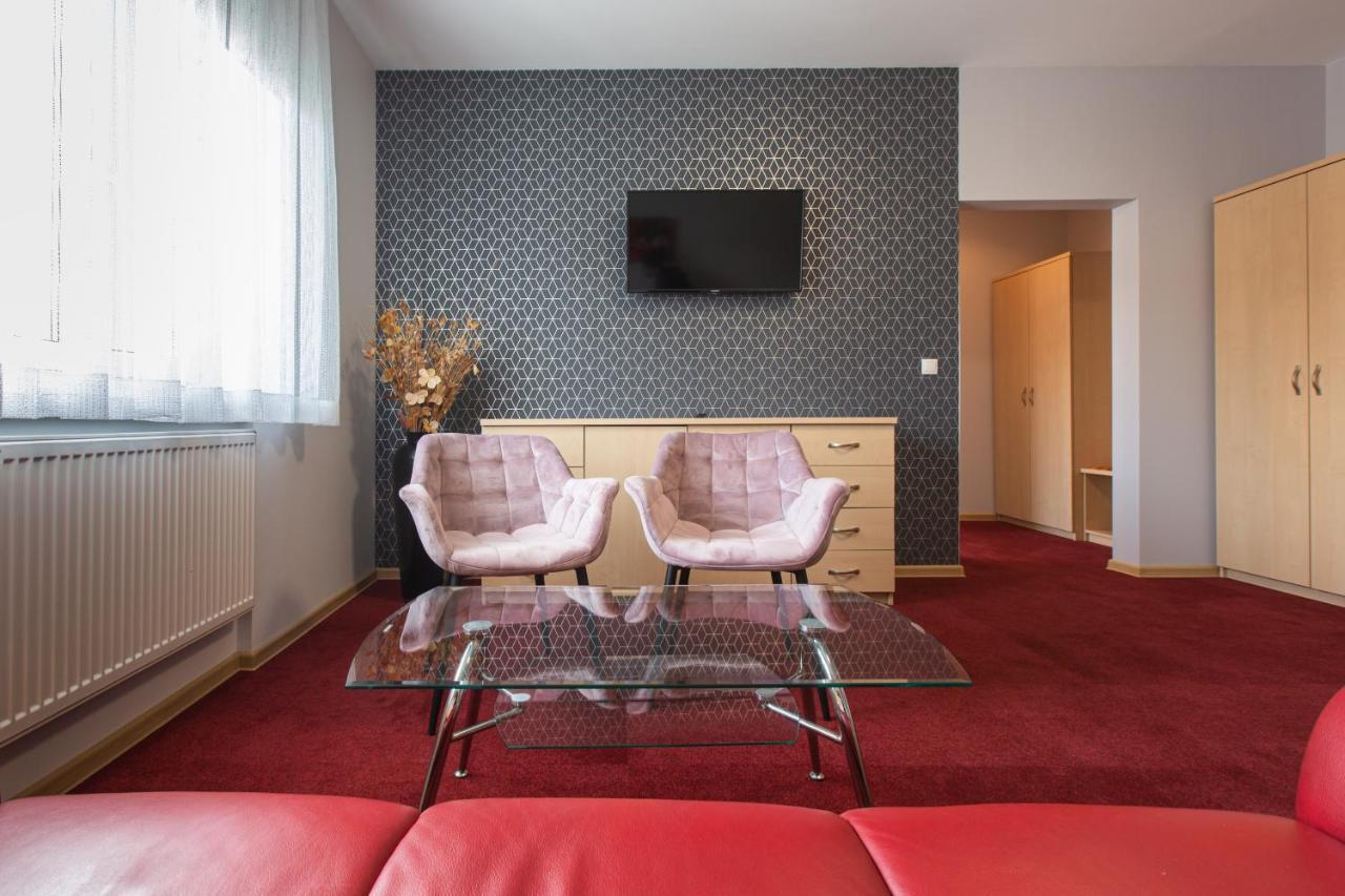 Hotel Labedy Gliwice Exterior photo
